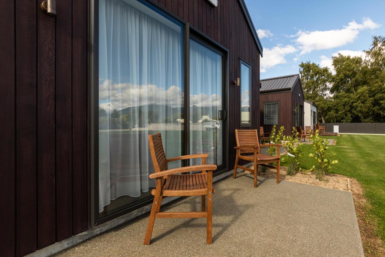 Annies On Milford Motel Te Anau Bagian luar foto